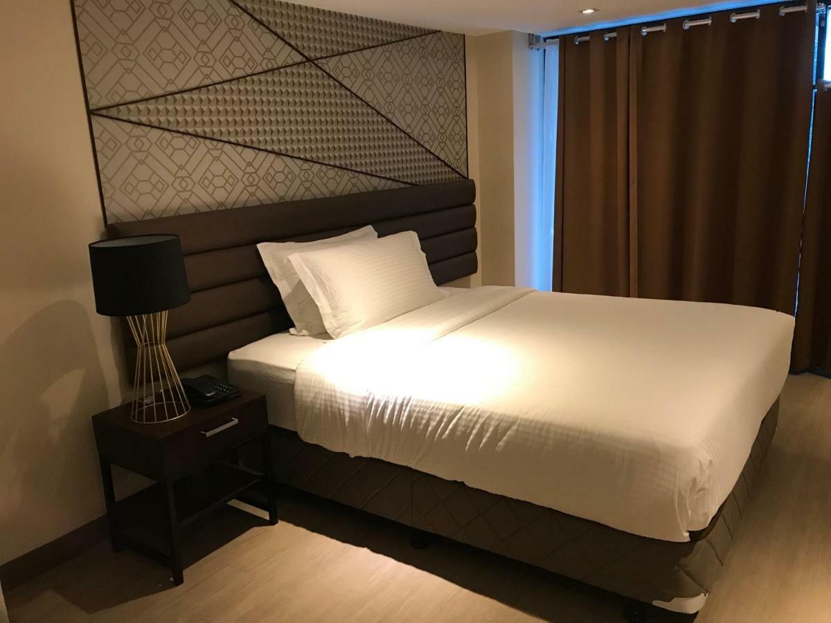 Maxx Hotel Ortigas Pasig City Exterior photo